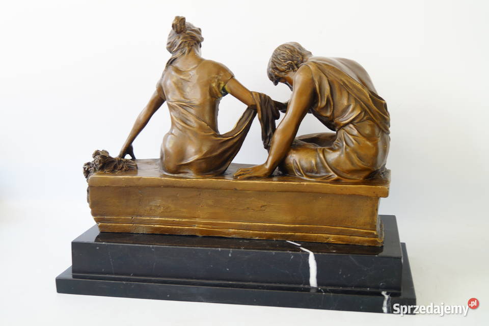 Figura z brązu Zakochani zaręczyny rzeźba piękna Gizałki