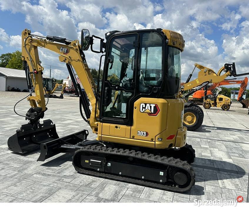FABRYCZNIE NOWY CAT 303 CR Tuliszków