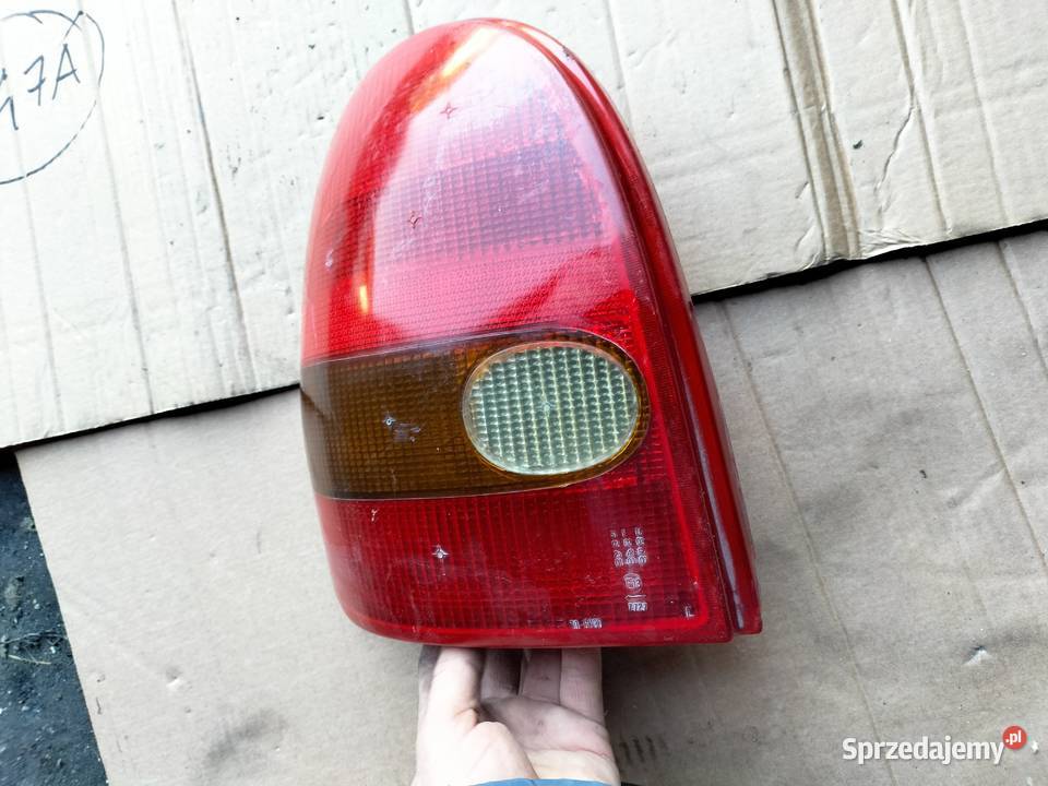 OPEL CORSA B LAMPA TYŁ LEWA lewe Kamień-Kolonia