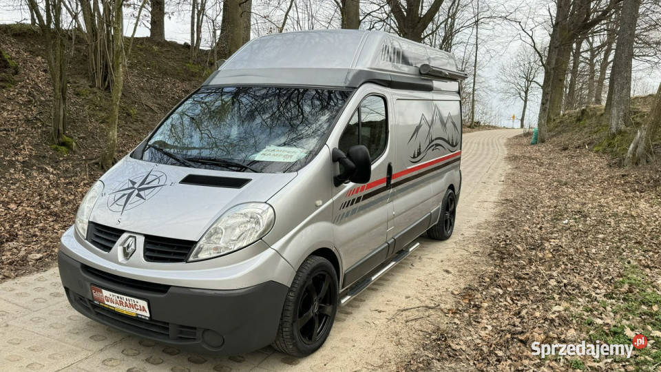 Renault Trafic long Kamper 20dci łóżko lodówka ABS pomorskie