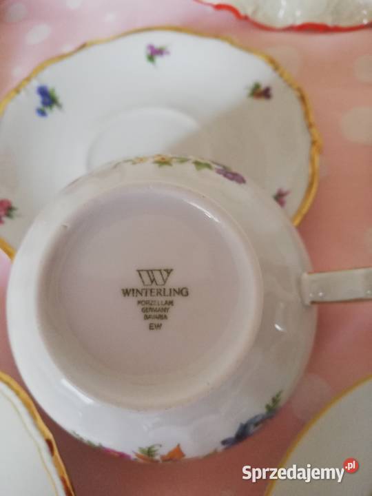Filizanki biała porcelana Ropa