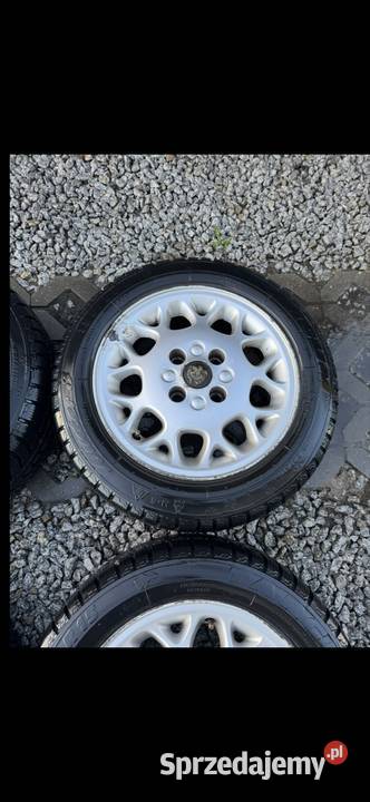Felgi Volvo 4x1143 Opony 1956515 V40 S40 Nissan