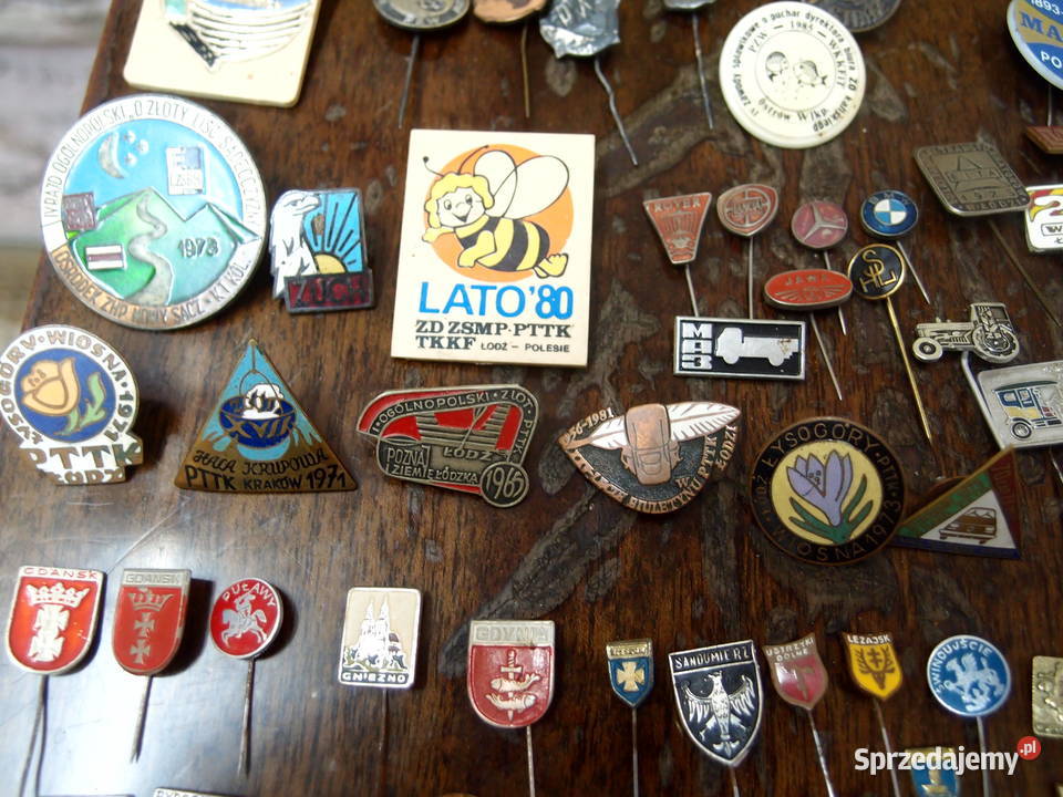 spinki przypinki odznaczenia i inne pamiątki z