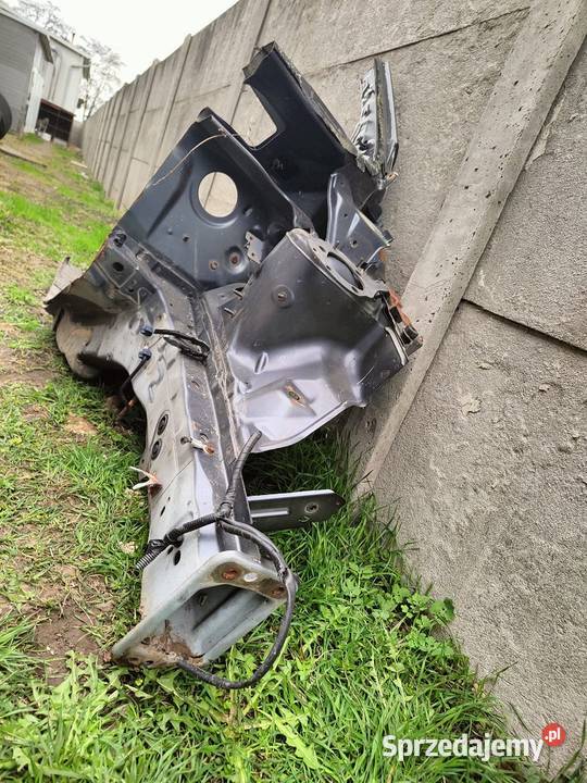 PODŁUŻNICA ĆWIARTKA LEWA PRZÓD MAZDA 3 BM III Zielęcice sprzedam