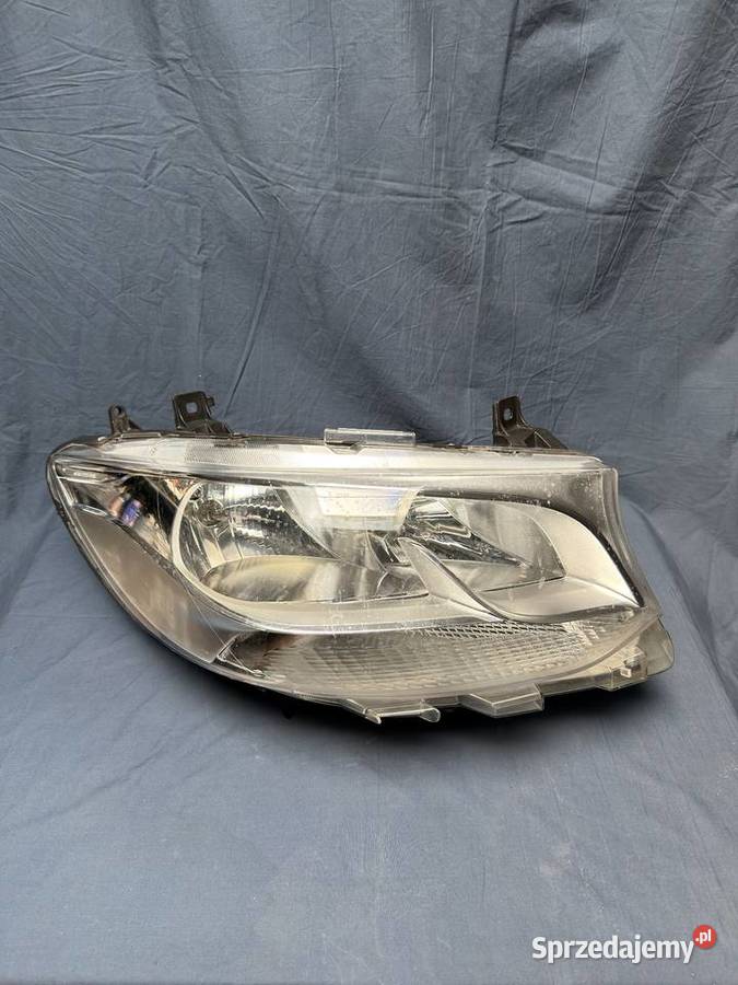 LAMPA PRZEDNIA PRAWA MB A9109060100 Września sprzedam