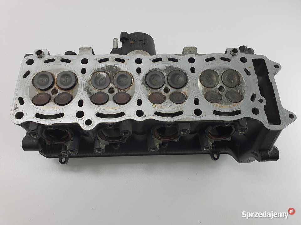 Glowica Walki Zawory Suzuki Gsr 750 1117
