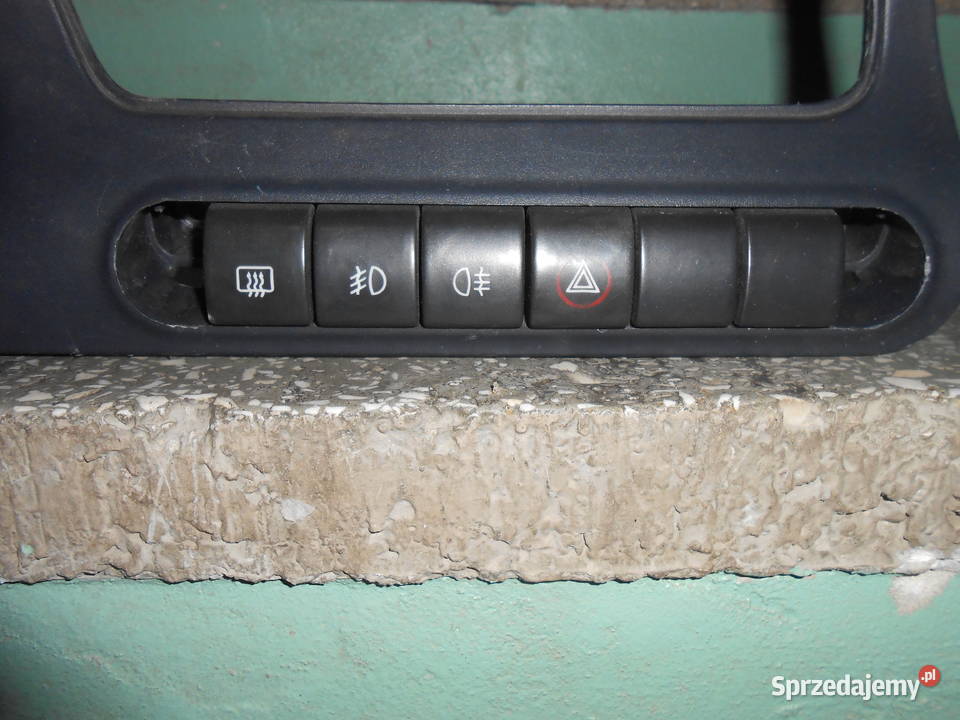 SKODA FELICIA 1995 2000 PUSZKA bezpieczników Bielawa sprzedam