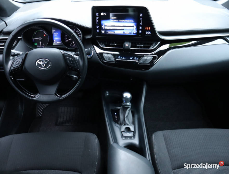 Toyota CHR 18 Hybrid automatyczna Piaseczno
