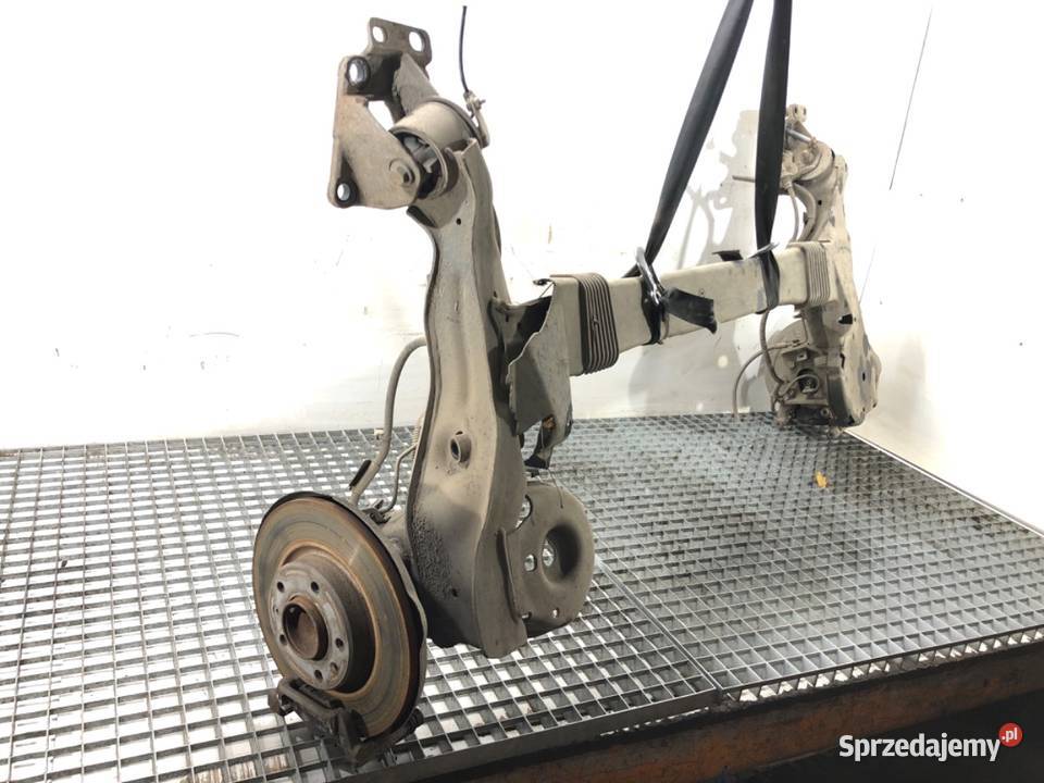 BELKA TYŁ TOYOTA PROACE Van minibus TYLNA