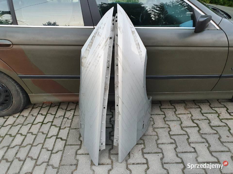 BMW 3 E90 E91 Błotnik Lewy Prawy Przód Skawina