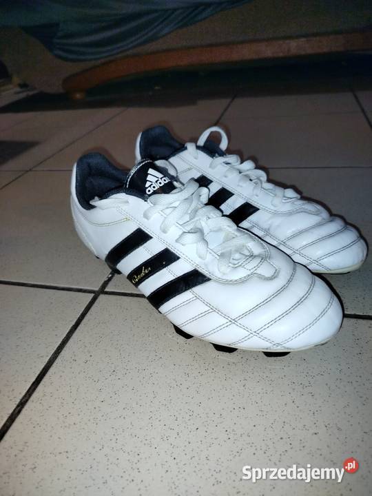 Buty sportowe piłkarskie męskie Adidas Questra