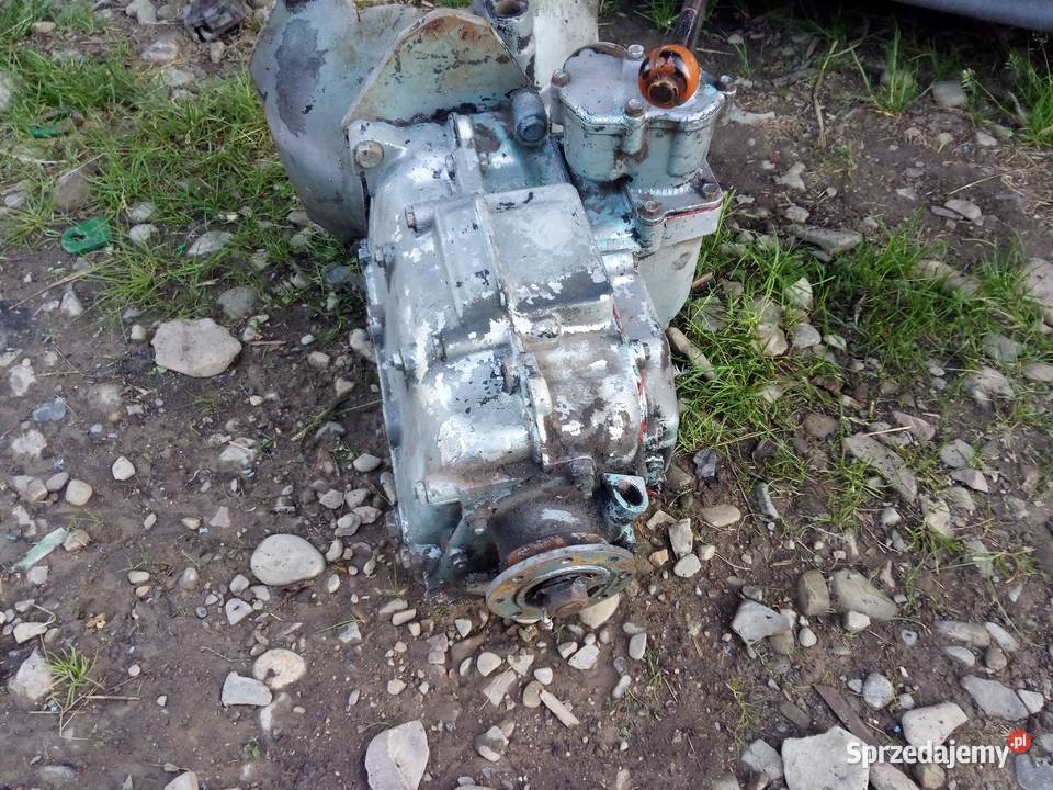 Sprzedam skrzynie biegów robur i żuk 3 biegowa nieuszkodzony Gorlice