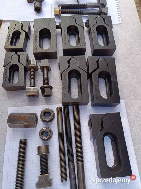 Łapy mocujące wysoka stopka regulowana dokładna Wrocław