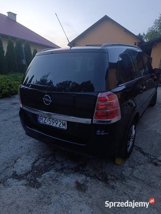 Opel Zafira B Roźwienica