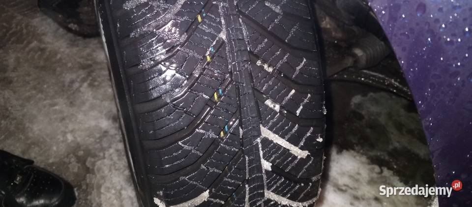 Volkswagen Golf 4 Sedan / Limuzyna