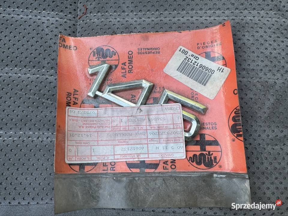 Alfa romeo 145 Znaczek emblemat tylnej klapy Brzeszcze