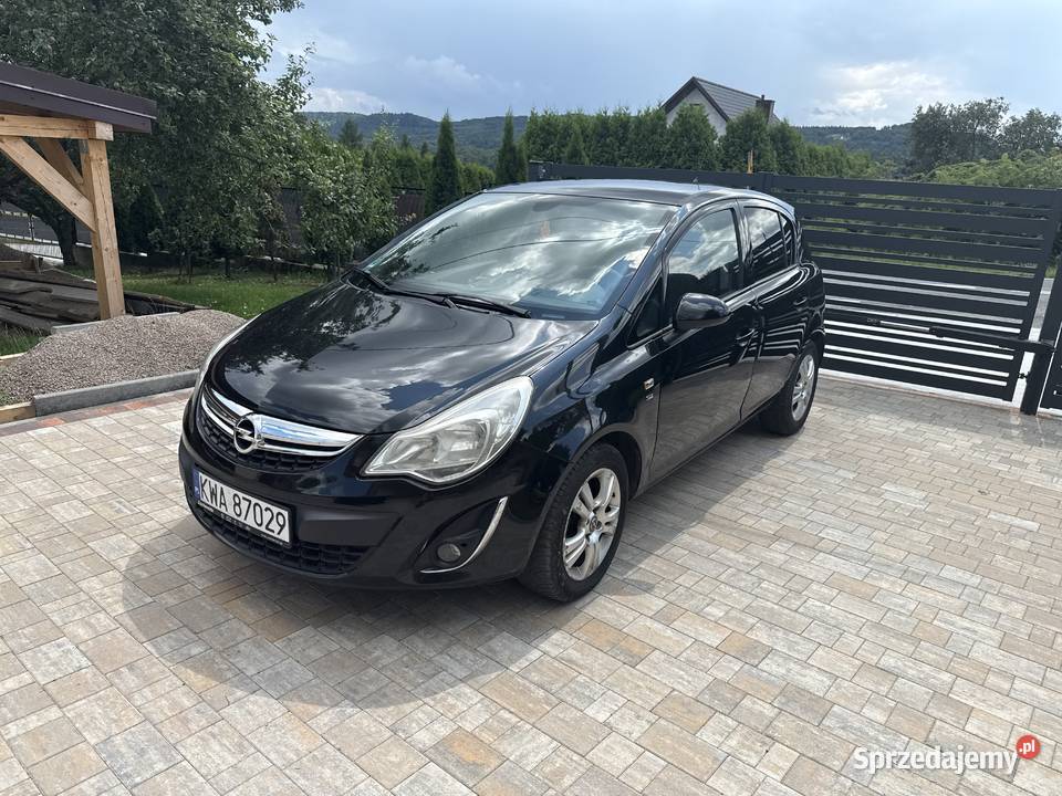 Opel corsa D 2013 14 benzyna najbogatsze benzyna Corsa Tłuczań