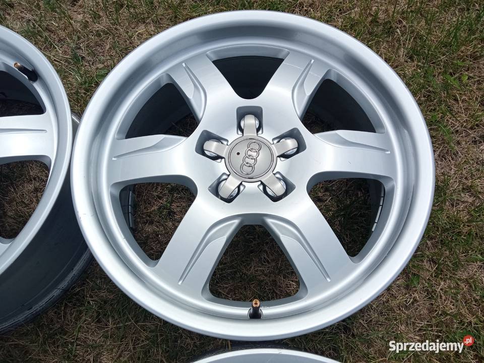 Felgi Audi 17 5x112 et28 75J dekielki aluminiowe Szczukowskie Górki sprzedam