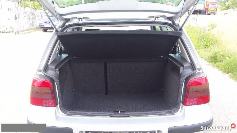 Do sprzedania Volkswagen Golf szary wspomaganie kierownicy Strzegom