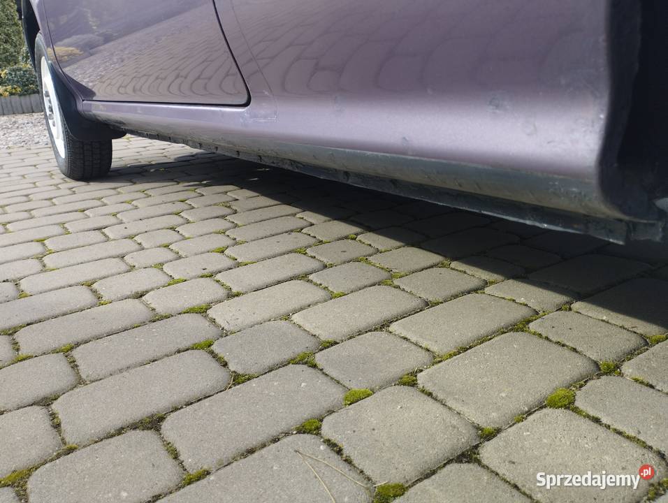 Daihatsu Cuore klasyk może być na B1 benzyna Bogdaniec