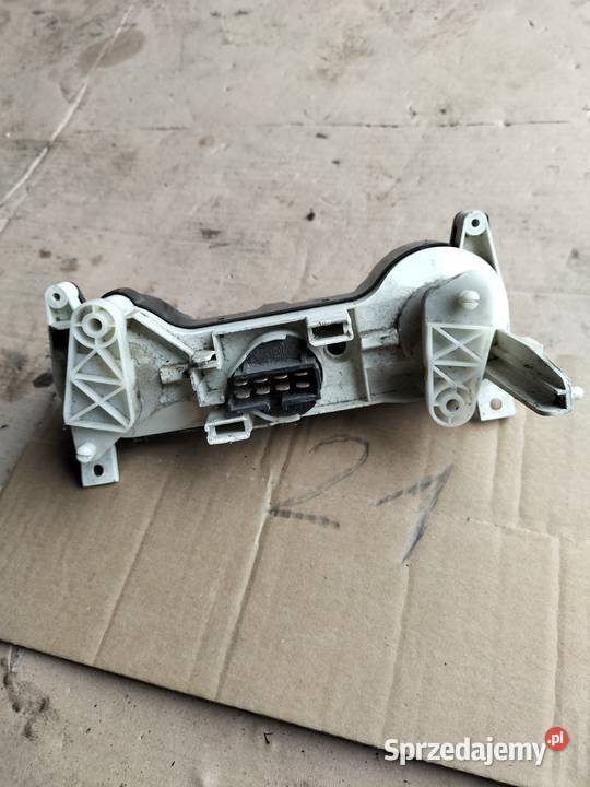 PANEL NAWIEWU MITSUBISHI GALANT Kamień-Kolonia