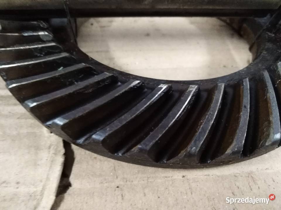 Syrena fabrycznie nowy wałek atakujący koło Chodzież