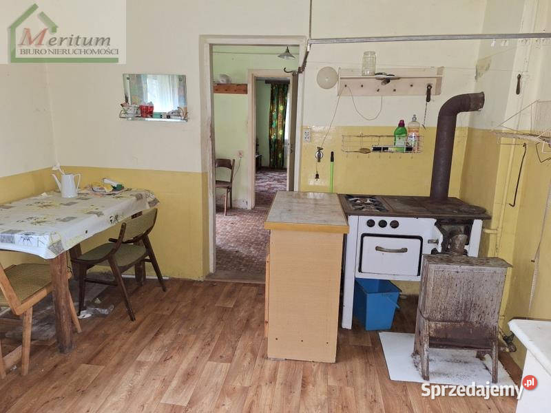 sprzedaży domu wolnostojącego 80m2 Krosno sprzedam