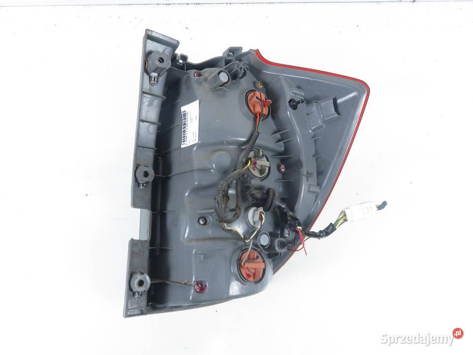 LAMPA LEWA TYLNA KIA CEED I SW
