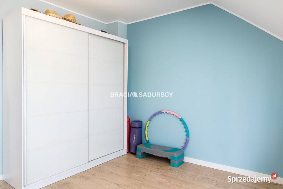 Dom bliźniak 12684m2 Kraków Tretówka 3 piętra i więcej Sprzedaż