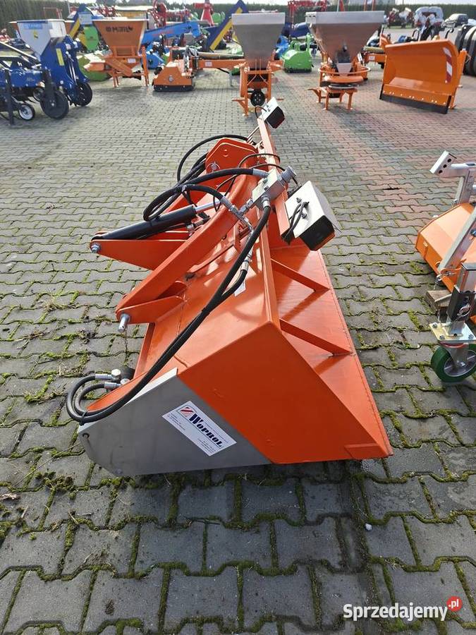 Posypywarka opadowa samozaładowcza 12m