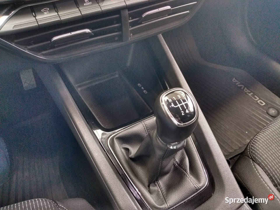 koda Octavia 15 TSI 150 ambition led czujniki Tychy