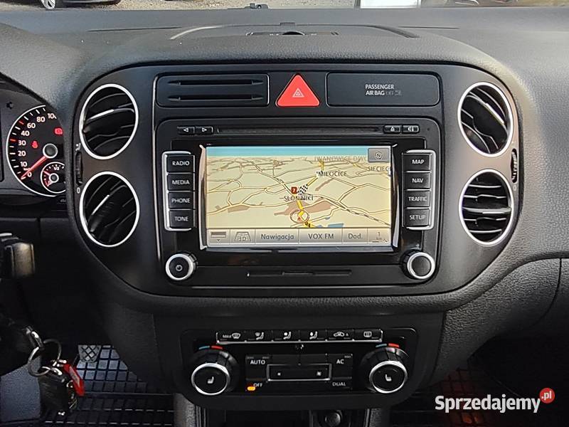 Bogata versja NAVIGACJA manualna Golf Plus Słomniki