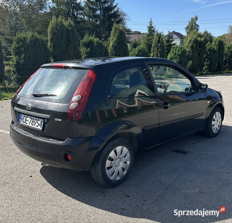 Ford fiesta 14 diesel 2007r nieuszkodzony