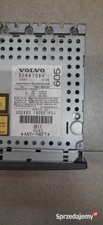 Radio HU605 do Volvo V40 Bojano
