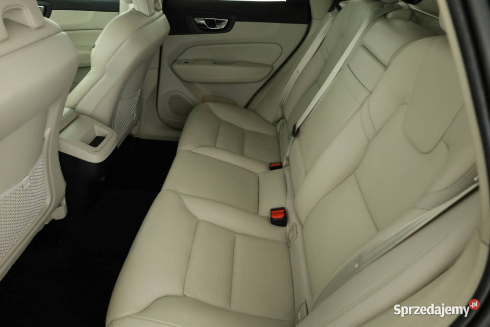 Volvo XC60 T5 AWD centralny zamek Piaseczno sprzedam