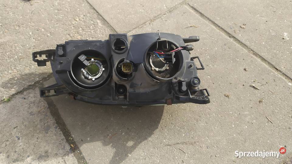 Toyota Avensis T22 1998 1999 lampa lewa dolnośląskie Byków