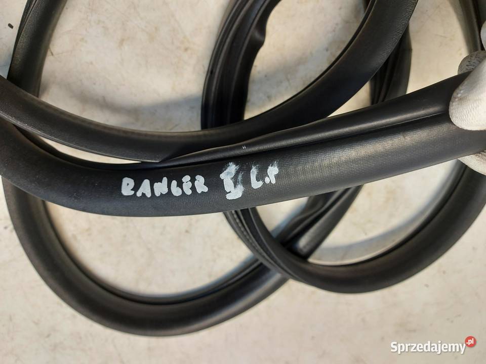 Ford Ranger VI 6 2024r USZCZELKA LEWY PRZÓD Uszczelki