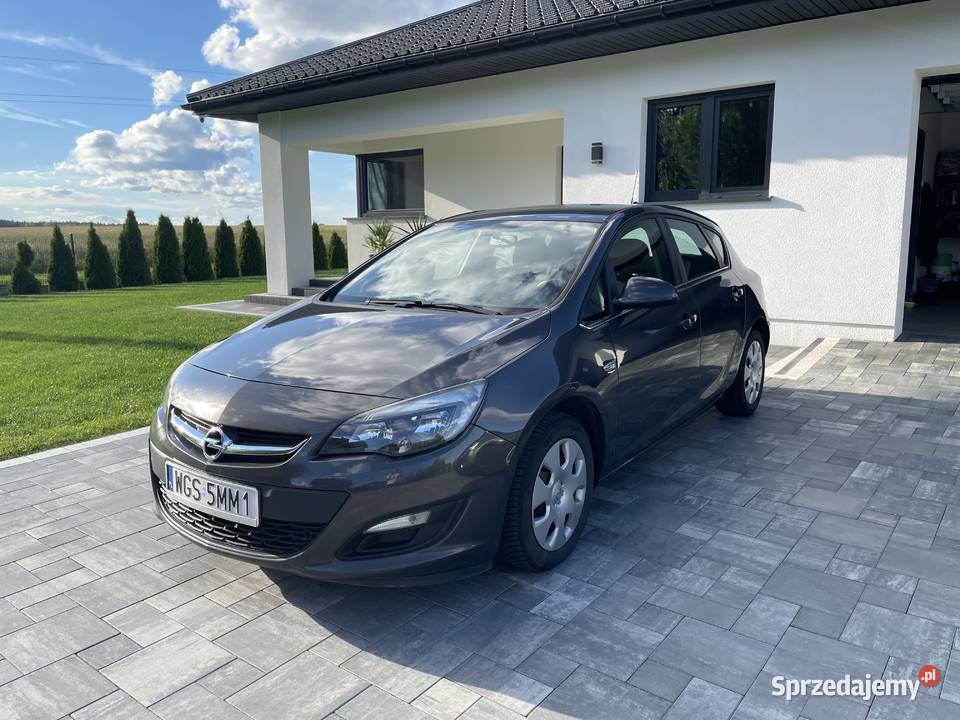 Opel Astra J 16 PbLPG Salon Rok produkcji 2013 Szczawin Kościelny