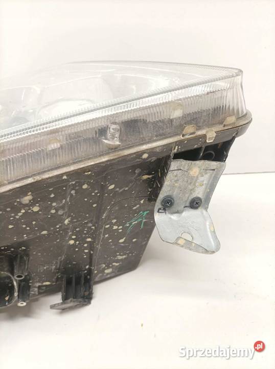 LAMPA PRZÓD PRAWA PRZÓD W906 9068200261