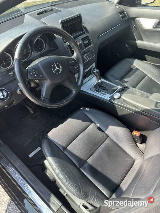 Mercedes C klasa 18 CGI W204 nieuszkodzony Klasa C sprzedam