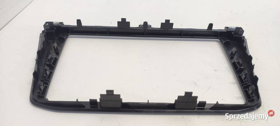VW TIGUAN II RAMKA RADIA NAWIGACJI 5NA858071D Osłony i zaślepki