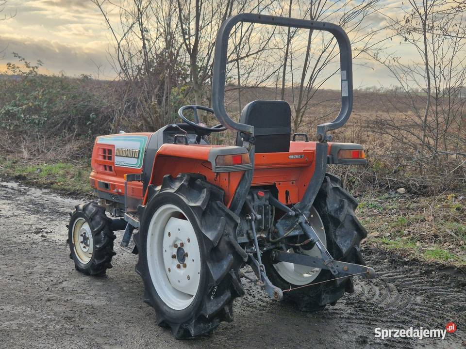 Witamy serdTraktorek traktor HINOMOTO N240D 24 Małuszyn sprzedam