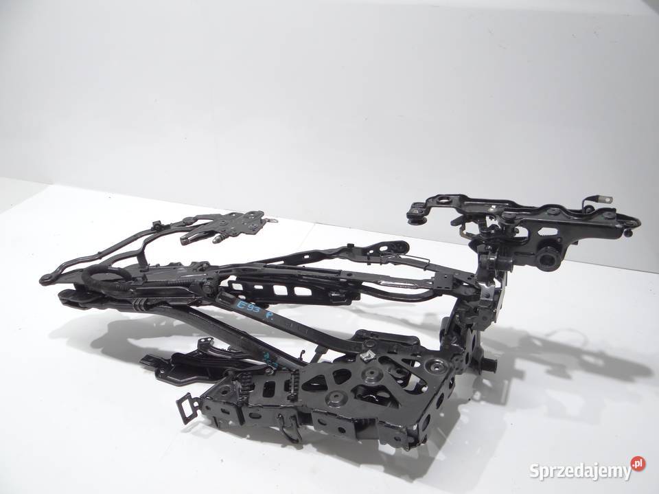 MECHANIZM PODNOSZENIA DACHU ZAWIAS PRAWY BMW E93 Strzyżewice