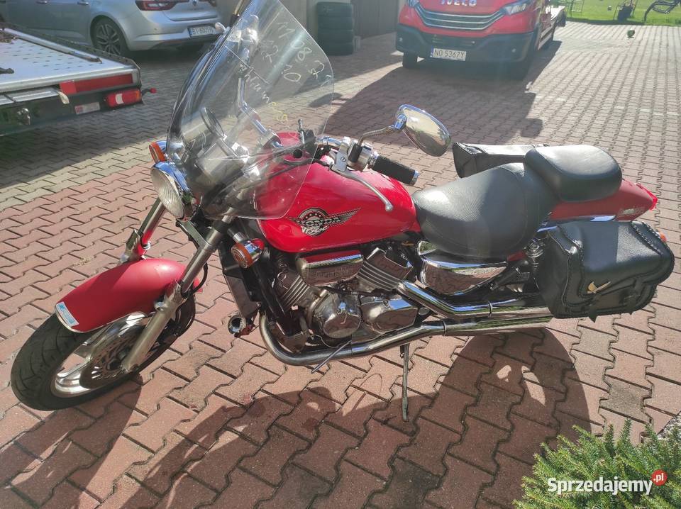 Honda VF750 Magna czerwony łódzkie Rzgów