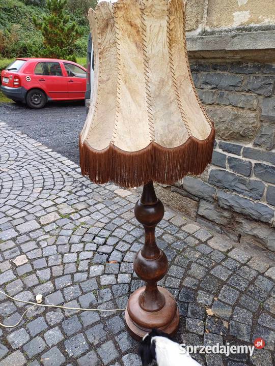 Stara 80 lat debowa lampa stojaca Halabala Lubań