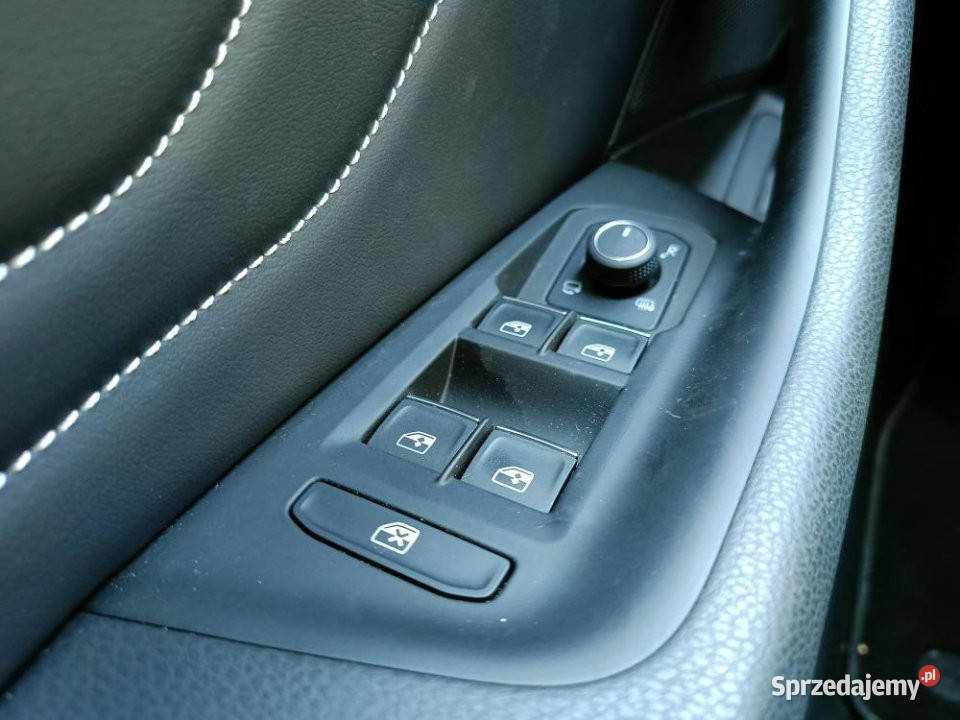 Volkswagen Passat 2021r FV 23 4x4 KeylessGo ACC 1968cm3 śląskie Rybnik