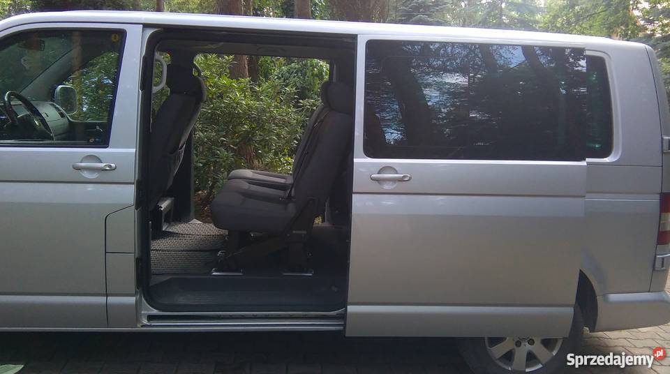 VW caravelle T5 long 25 TDI 130 8 osobowy elektryczne szyby