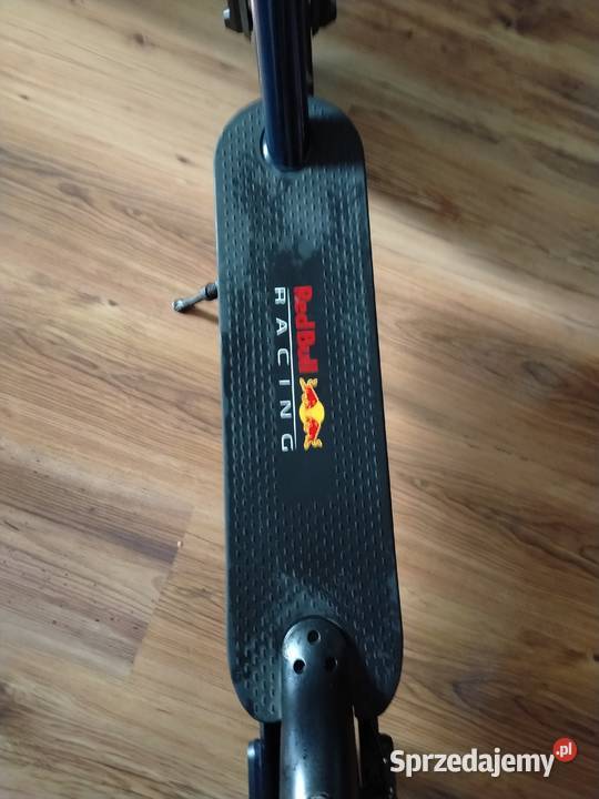 Hulajnoga elektryczna Red Bull Płock sprzedam