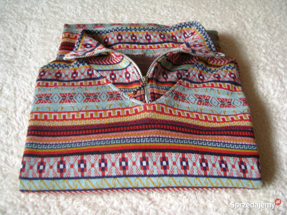 Bluza golf rozpinany pod szyją z geometrycznymi Brzegi