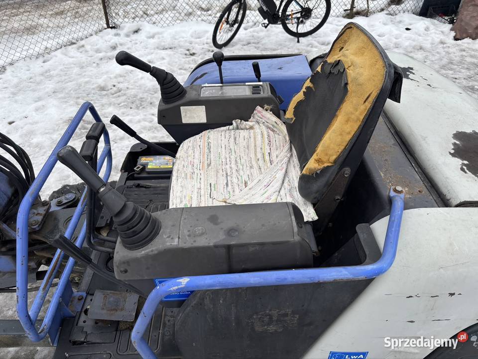 Minikoparka mitshubishi mm25t Puławy